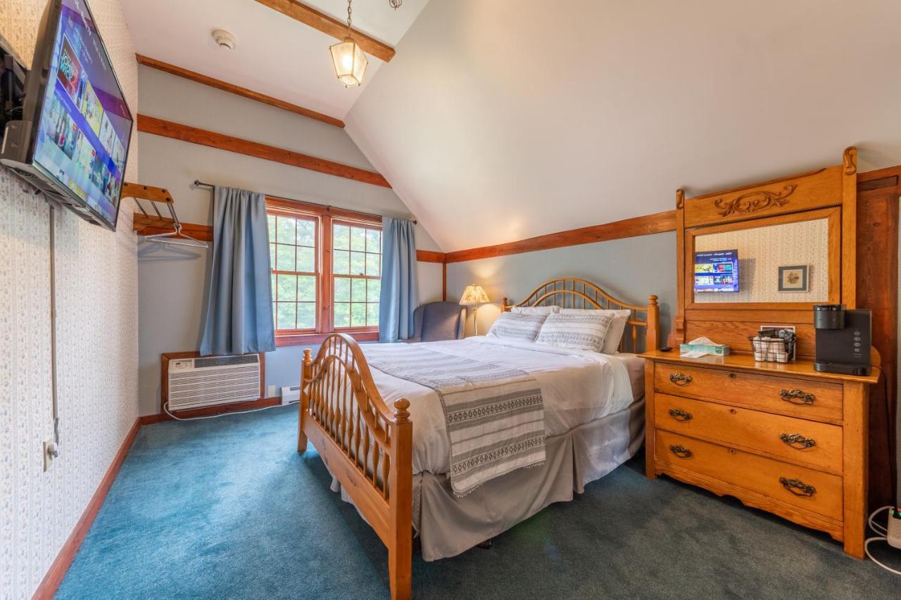 Cranmore Mountain Lodge Bed & Breakfast Норт-Конвей Экстерьер фото