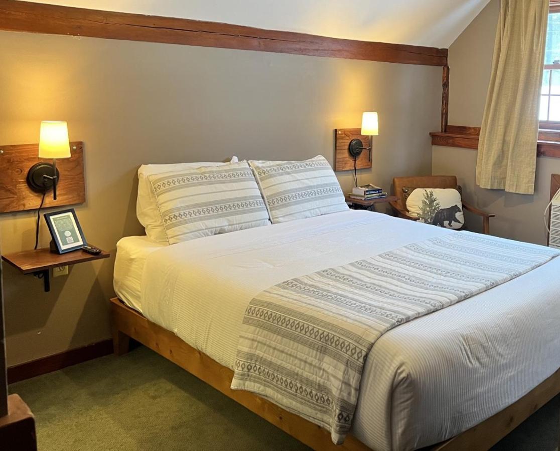 Cranmore Mountain Lodge Bed & Breakfast Норт-Конвей Экстерьер фото