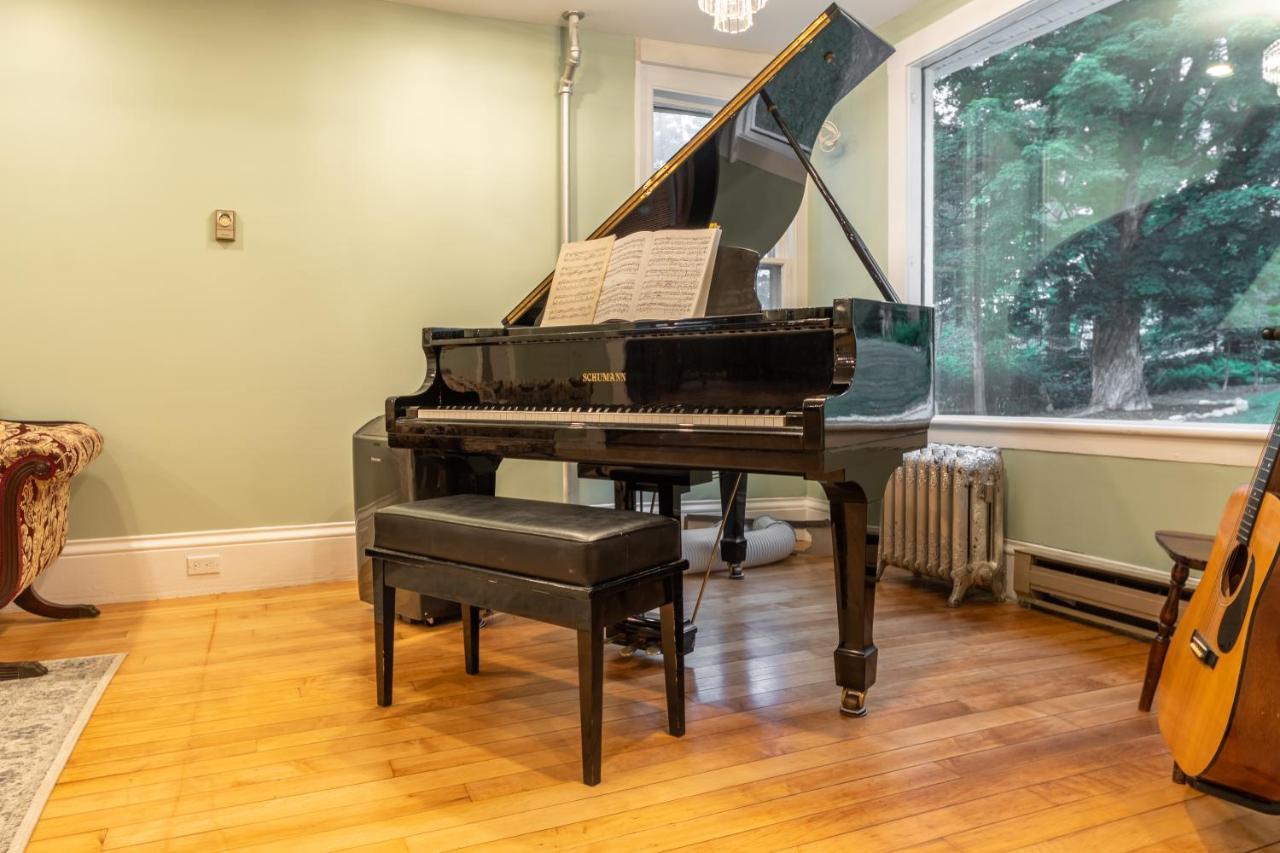 Cranmore Mountain Lodge Bed & Breakfast Норт-Конвей Экстерьер фото