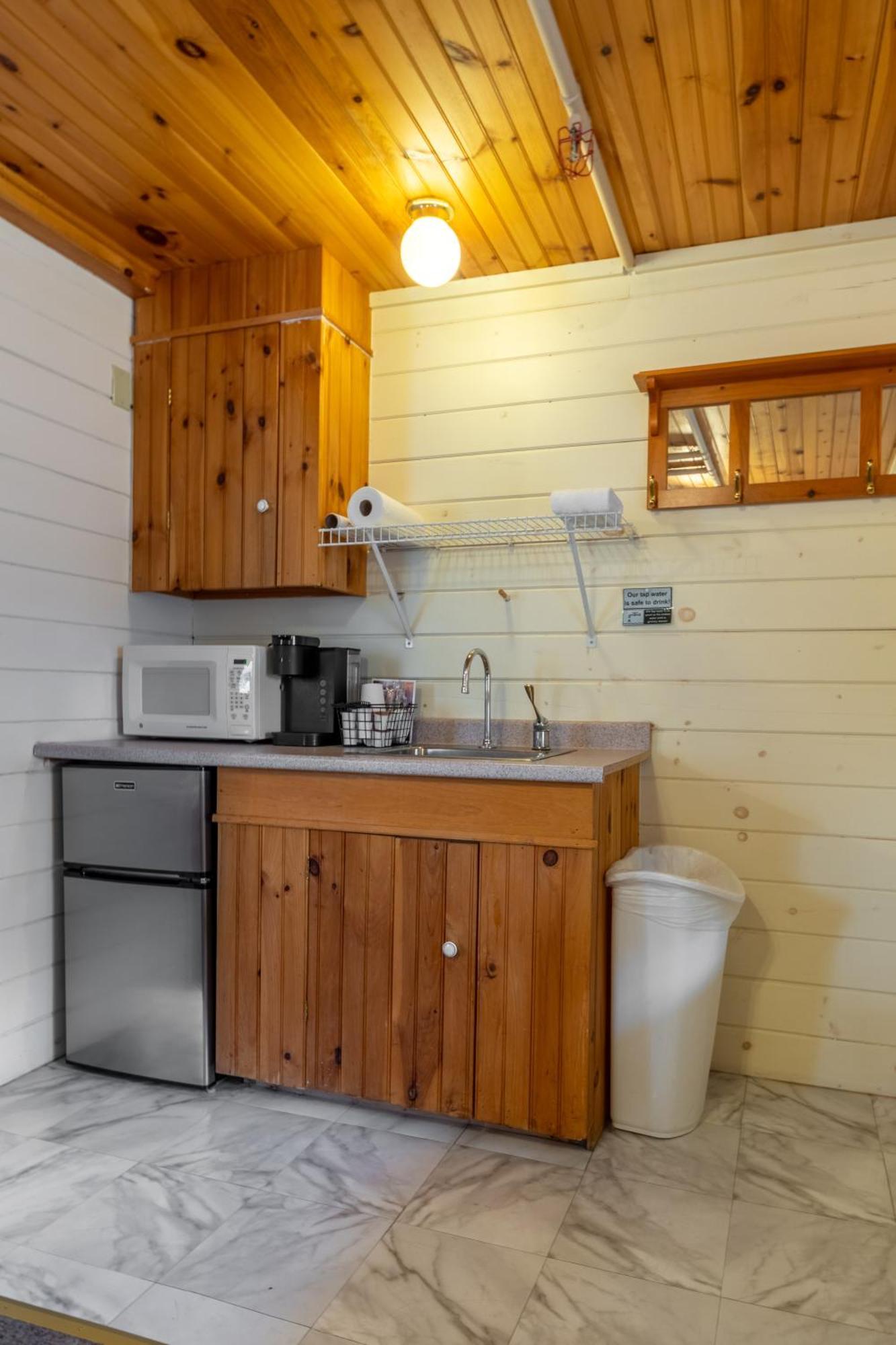 Cranmore Mountain Lodge Bed & Breakfast Норт-Конвей Экстерьер фото