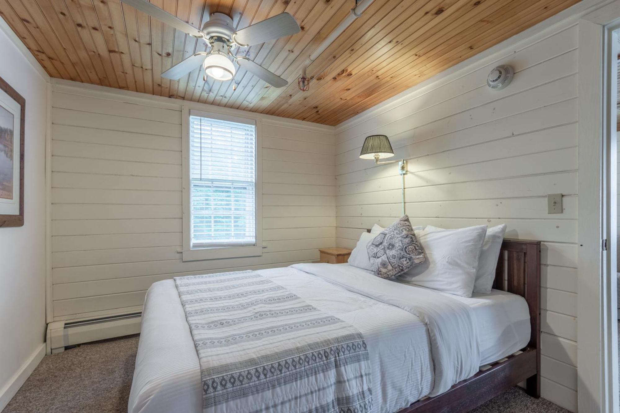 Cranmore Mountain Lodge Bed & Breakfast Норт-Конвей Экстерьер фото