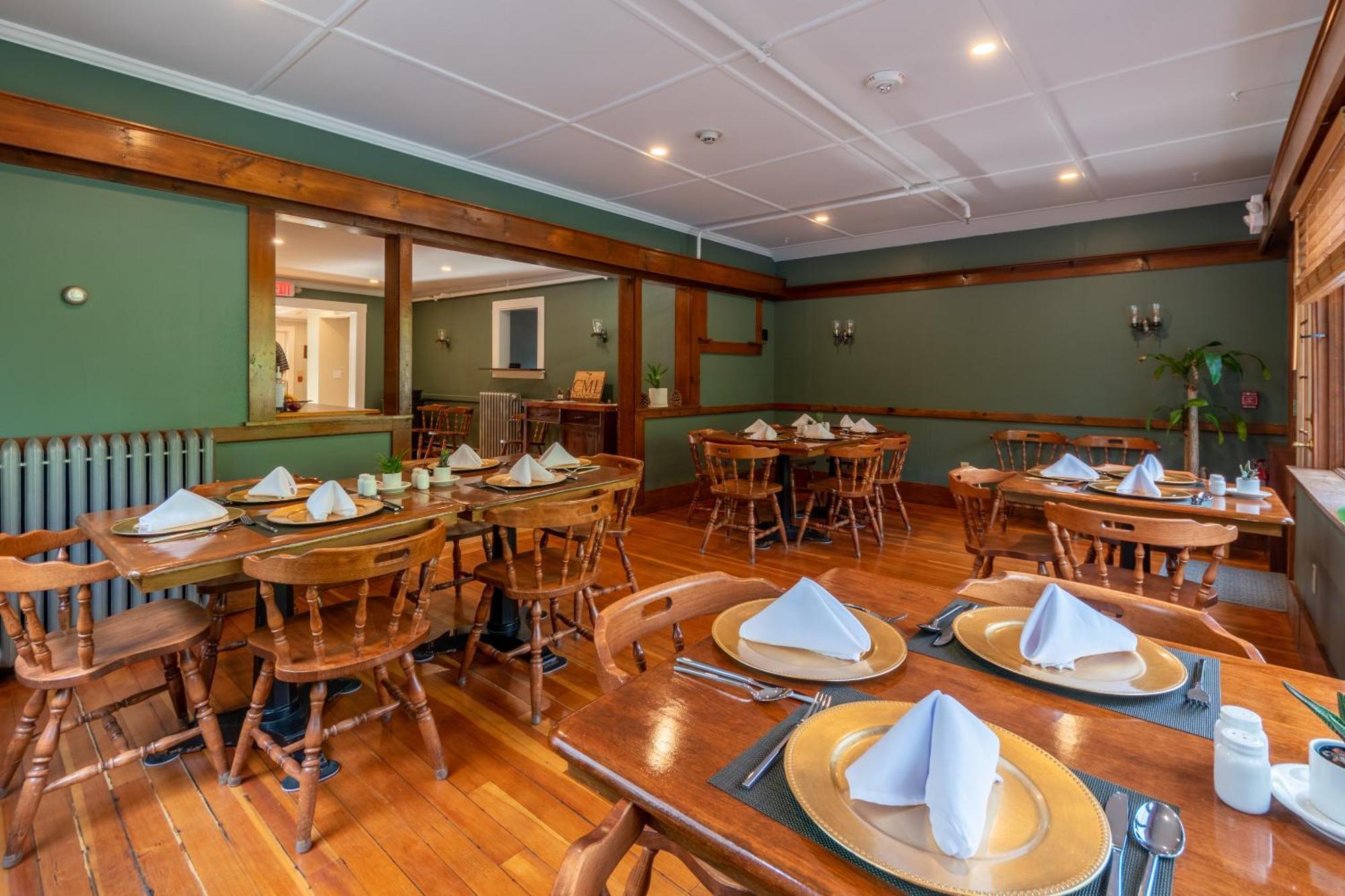 Cranmore Mountain Lodge Bed & Breakfast Норт-Конвей Экстерьер фото