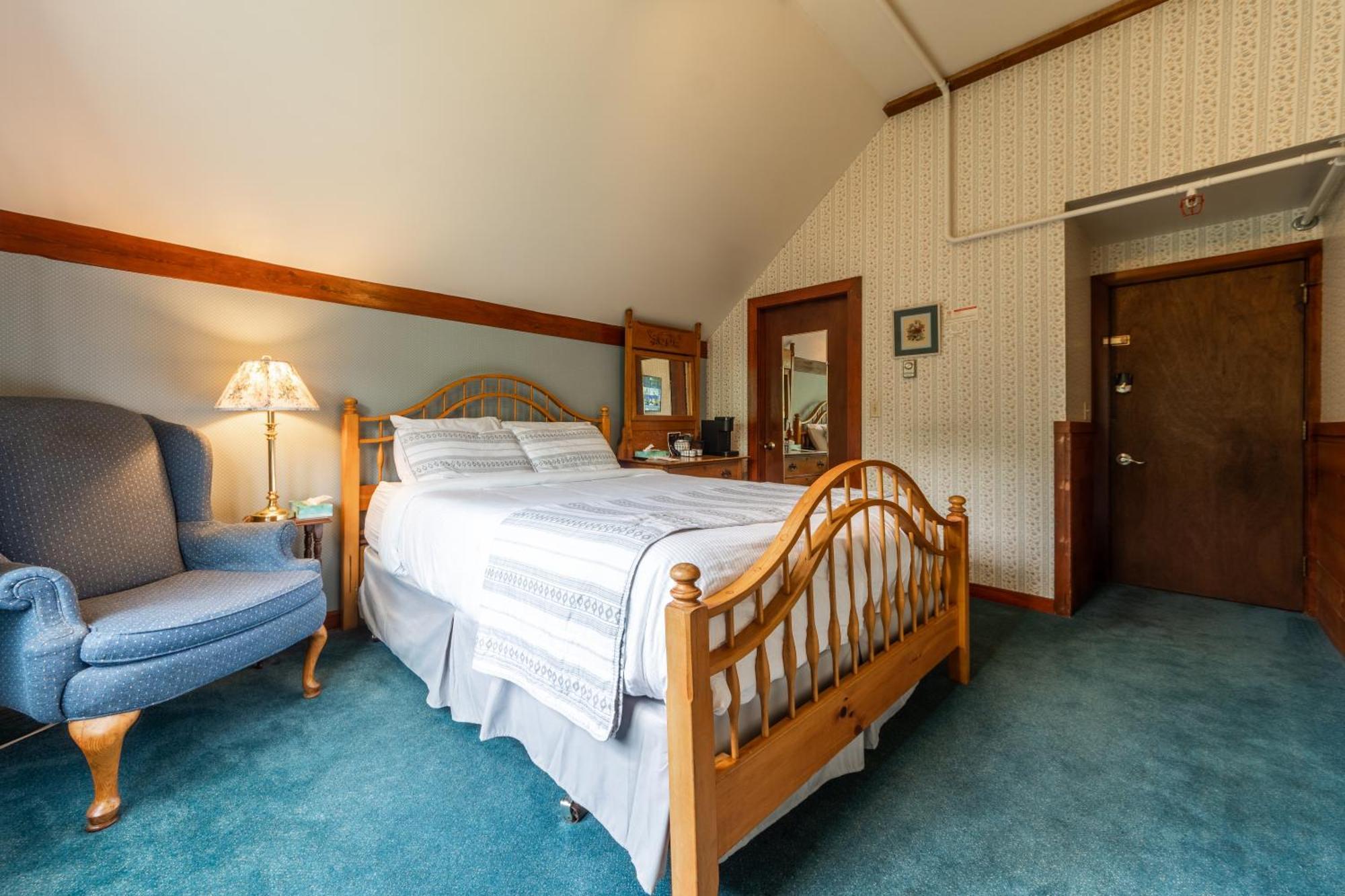 Cranmore Mountain Lodge Bed & Breakfast Норт-Конвей Номер фото